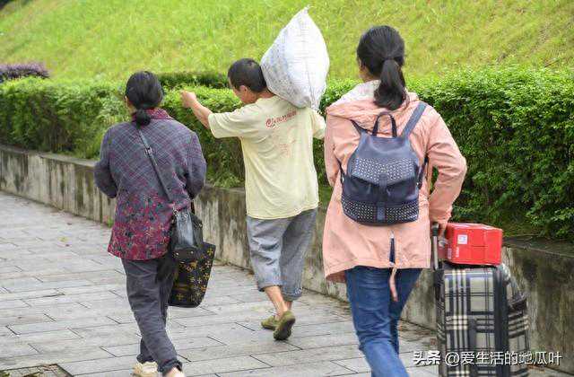 短篇故事《一块钱》