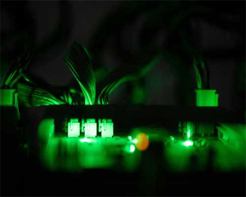 Python学习枯燥？这几款编程手游让你边玩边学习