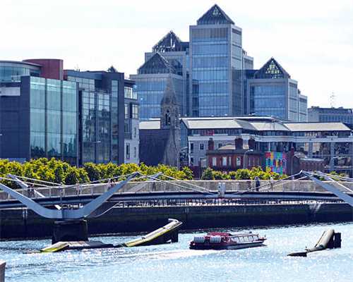 拳头2020年赚了吗？LOL手游赚7千万，新作拼命整活却凉凉