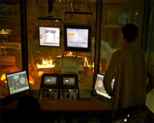 国产独立游戏《愤怒军团：重装》遭国内网站破解