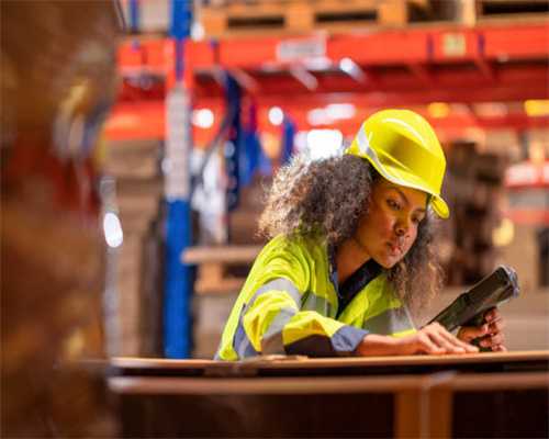 如何用wampserver实现单IP多域名多站点功能