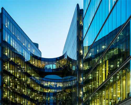 热血传奇：是什么能让神秘套装能在传奇中占得一席之地