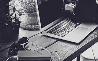 玩PC游戏的最佳搭档，顺滑如丝！北通宙斯游戏手柄精英版体验